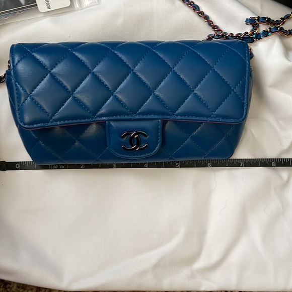Chanel Blue and Pink quilted lamb skin bag with chain rainbow hardware - Picture 5 of 13